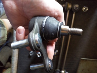 Замена шаровой Jaguar в Жуковском