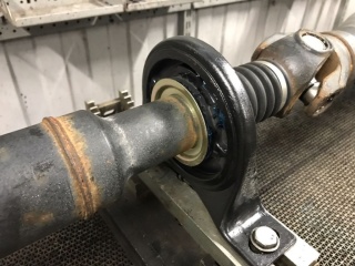 Замена карданного вала Jaguar F-Pace  в Жуковском